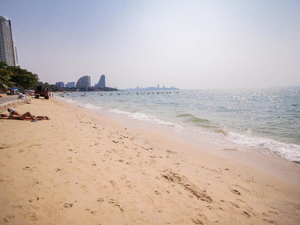 Naklua Pool Villa By Pattaya Sunny Rentals Exterior photo